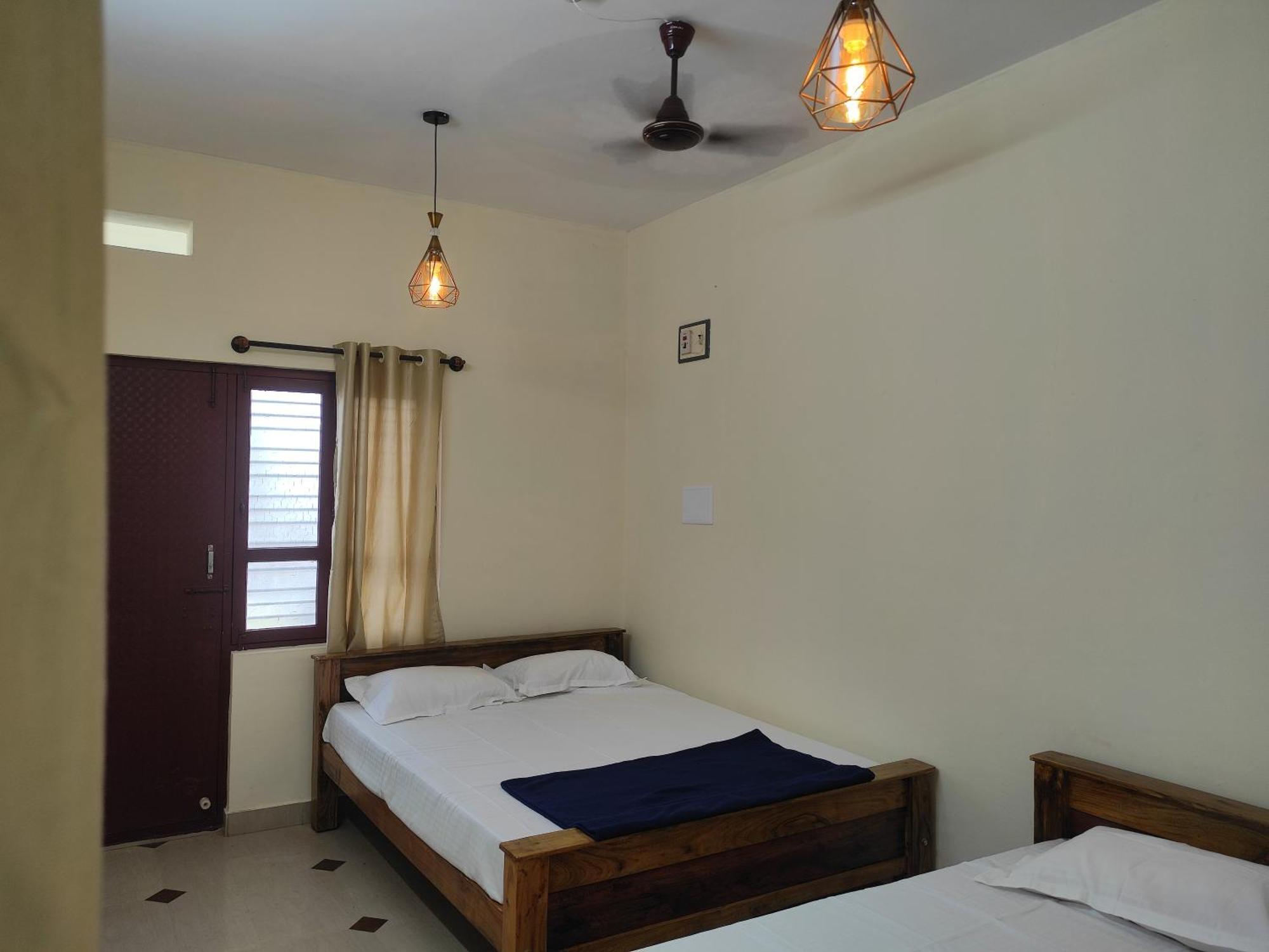 Nest Inn Service Rooms Chikmagalūr Exterior foto